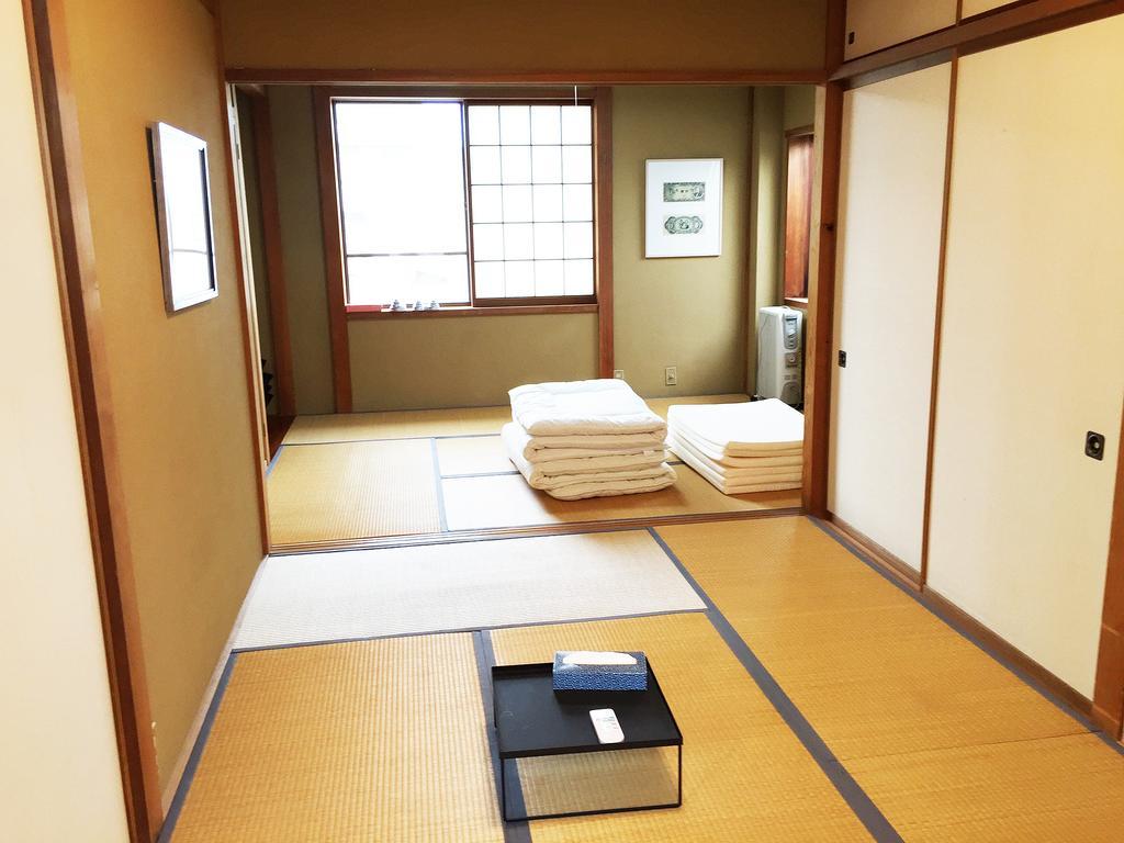 Toolate Guesthouse Toyama Station Exteriör bild