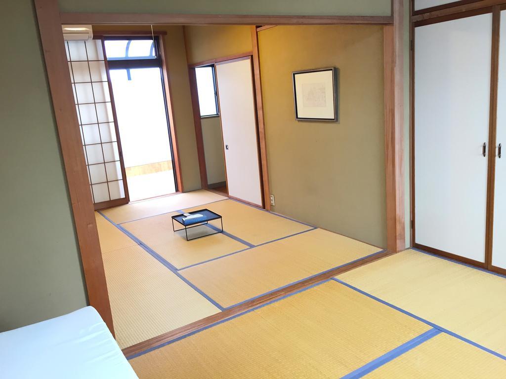 Toolate Guesthouse Toyama Station Exteriör bild