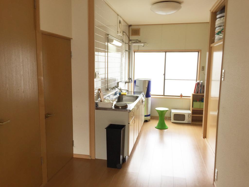 Toolate Guesthouse Toyama Station Exteriör bild