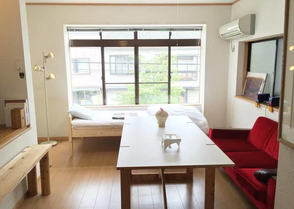 Toolate Guesthouse Toyama Station Exteriör bild